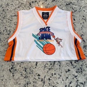 Forever 21 Space Jam Woman’s Basketball Top Small